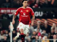 开云链接入口 -关于欧联赛程吃紧，曼联窗口期手感冰凉，气氛紧张，更衣室氛围转暖的信息