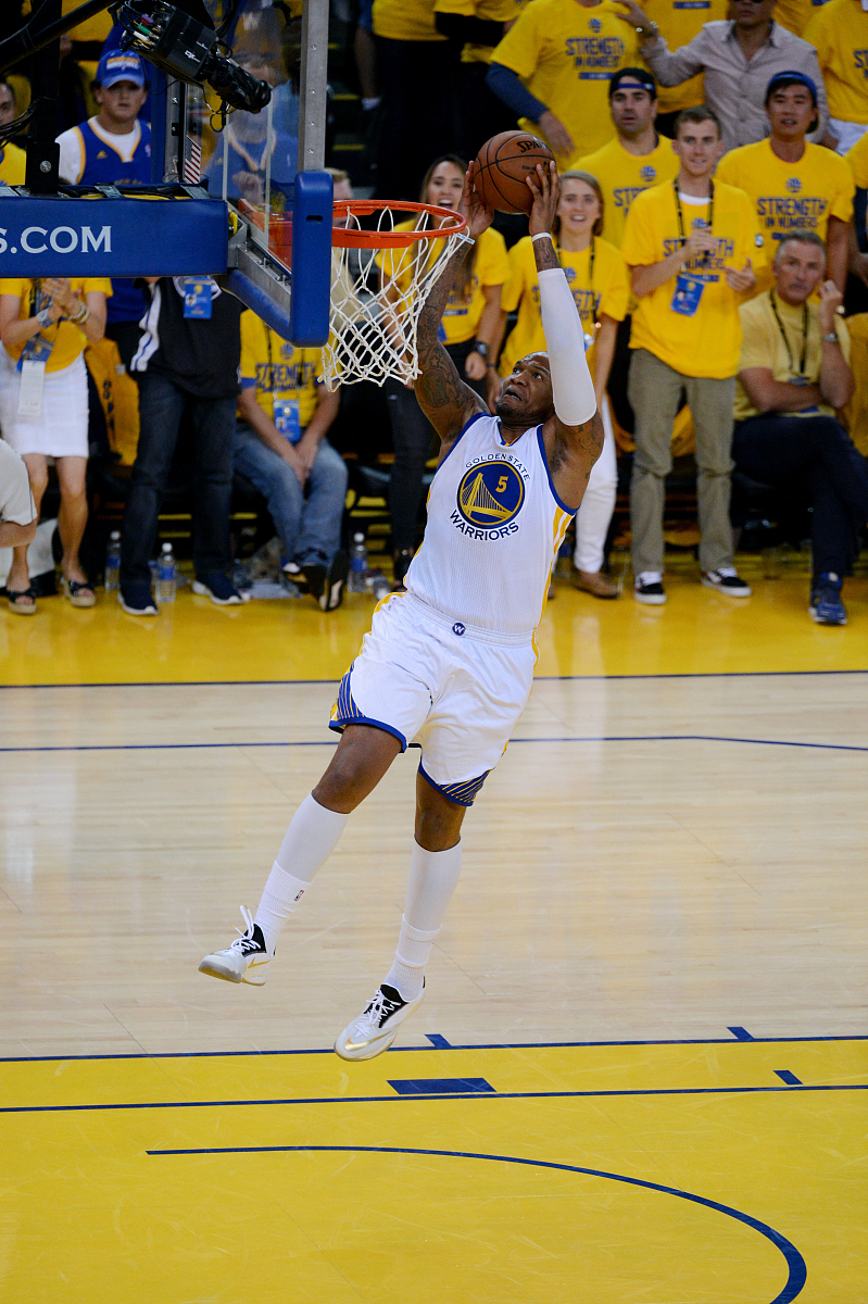 NBA总决赛赛程吃紧，国际米兰窗口期手感冰凉，更衣室稳定，年轻球员获得机会的简单介绍