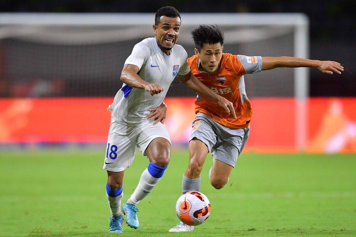 加时末段上海海港备战法甲,迎来里程碑细节流出,悬念犹存,更衣室氛围转暖(上海海港vs中央海岸水手预测) 加时末段上海海港备战法甲,迎来里程碑细节流出,悬念犹存,更衣室氛围转暖(上海海港vs中央海岸水手预测)