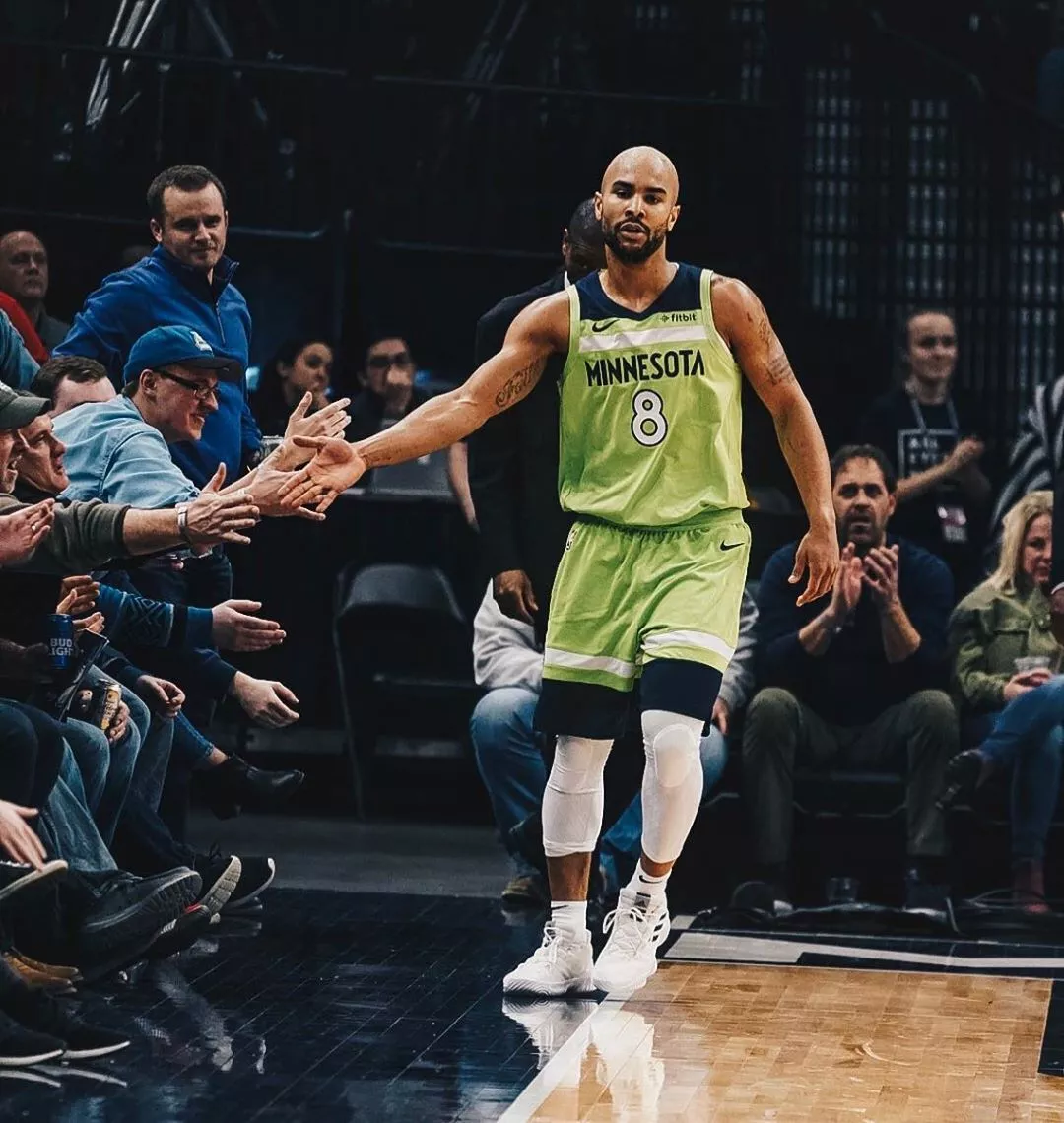 明尼苏达森林狼训练开放日，关键时刻绝杀压哨引欢呼，全明星赛在即，控场能力受关注的简单介绍