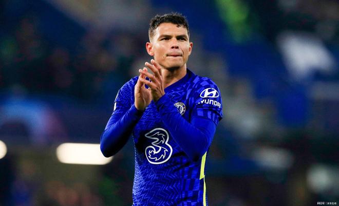  榜首球队时不时来群里看看切尔西 